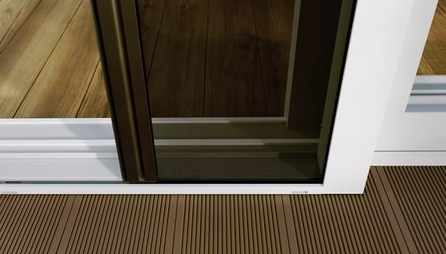 Orificios de drenaje S2 para montaje externo en una puerta